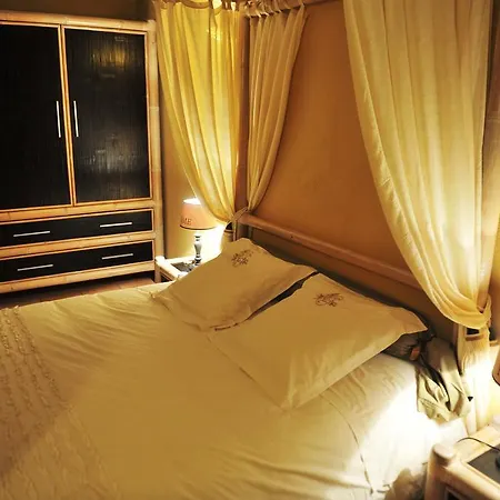 Bed & Breakfast D'hotes Le Puits D'amour 3*